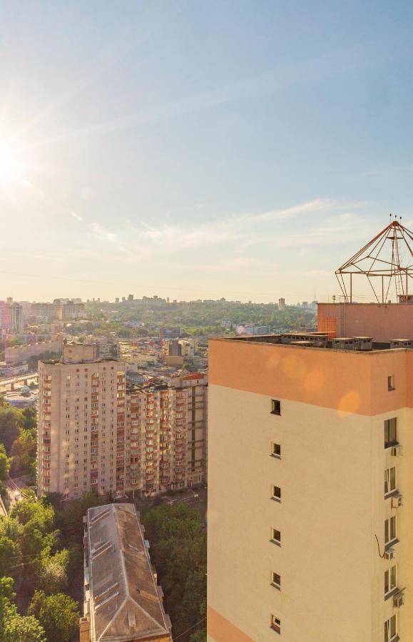 Квартиры По Улице Феодосийская, 1-А Kiew Exterior foto