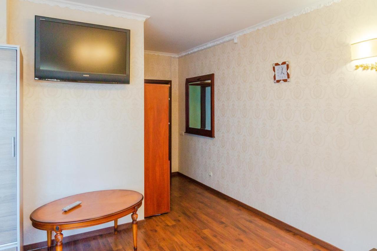 Квартиры По Улице Феодосийская, 1-А Kiew Exterior foto